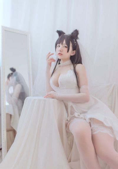 年轻漂亮保姆的味道完整版_国产剧免费播放