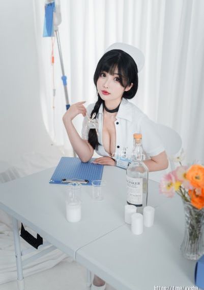 姨母的朋友_4K天堂在线