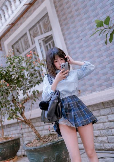 谁和她睡了_HD完整在线观看