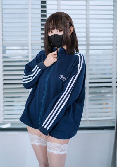 裙子底下是野兽_日韩成人在线