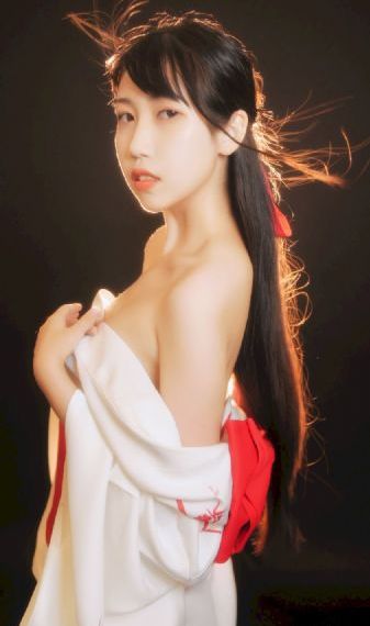 农场主的三个女儿美国_免费观看字幕