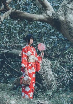 女同理伦片在线观看_高清完整在线观看